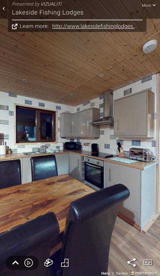 Lakeside Fishing Lodges Boston Buitenkant foto