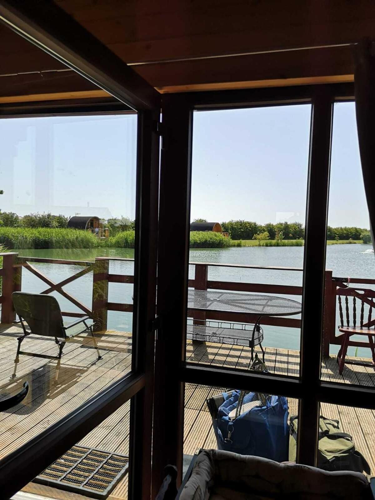 Lakeside Fishing Lodges Boston Buitenkant foto